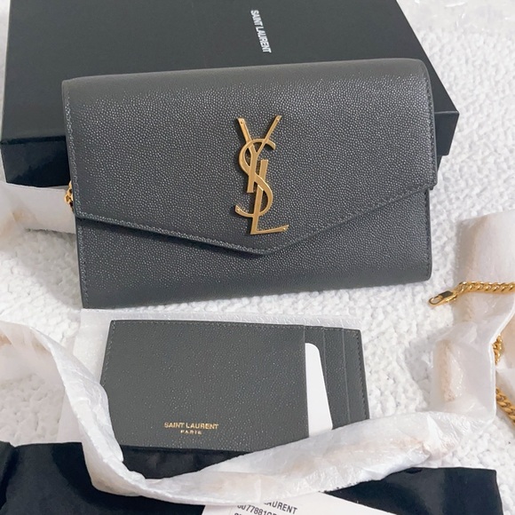 Saint Laurent Uptown Chain Wallet in Grain De Poudre Embossed Leather - Picture 5 of 16